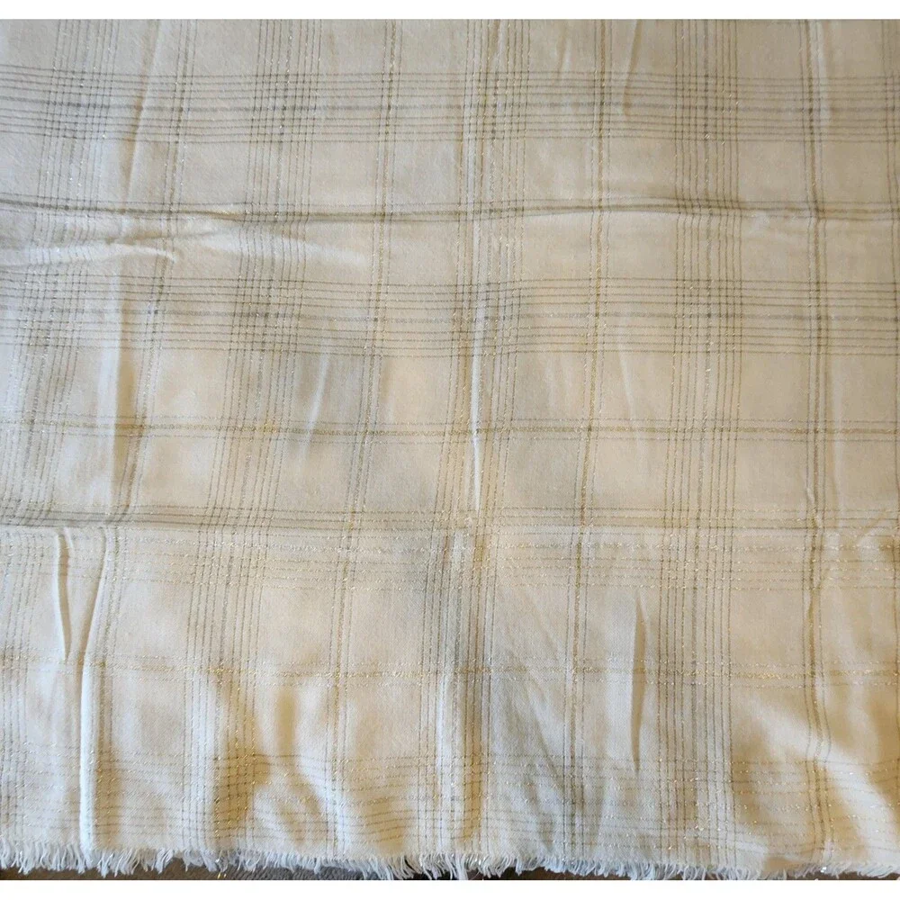 Tablecloth Cream w/ Gold Silver Metallic Thread Plaid Loose Weave 98x60 Holiday